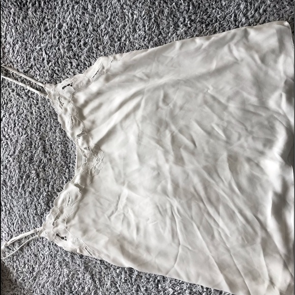 white blouse - Picture 1 of 1